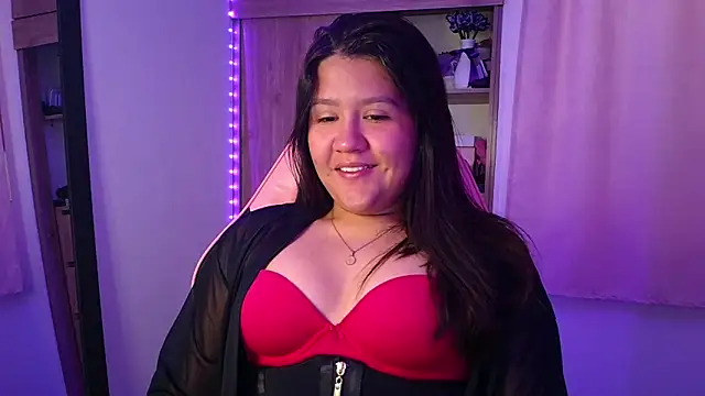 Snapshot of Oliviawatson1 chatting on May 10, 2026, 12:31 pm Oliviawatson1 online show from May 10, 2026, 12:31 pm