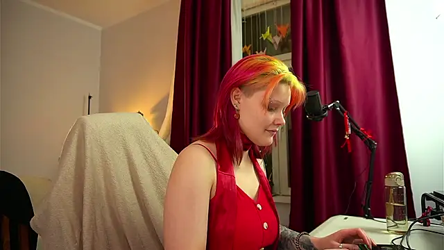 Snapshot of Sova173 chatting on February 17, 2026, 4:37 pm Sova173 online show from February 17, 2026, 4:37 pm