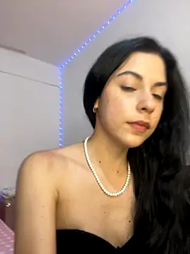 samanthadeluxe1 online show from September 9, 2025, 11:47 pm