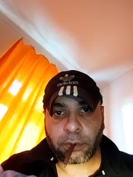 Snapshot of SmokedAlloy2 chatting on February 28, 2026, 12:49 pm SmokedAlloy2 online show from February 28, 2026, 12:49 pm