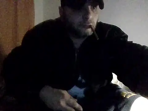 Snapshot of SmokedAlloy2 chatting on February 12, 2026, 10:09 pm SmokedAlloy2 online show from February 12, 2026, 10:09 pm