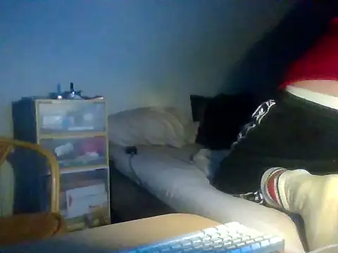 Snapshot of SmokedAlloy2 chatting on October 26, 2025, 10:10 pm SmokedAlloy2 online show from October 26, 2025, 10:10 pm