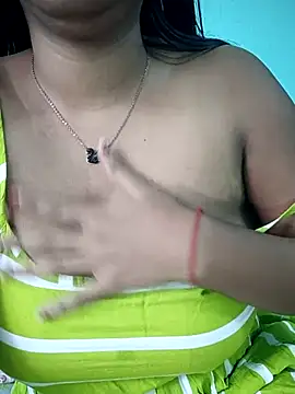 Snapshot of yoursexy_rumi chatting on September 14, 2025, 5:52 am yoursexy rumi online show from September 14, 2025, 5:52 am