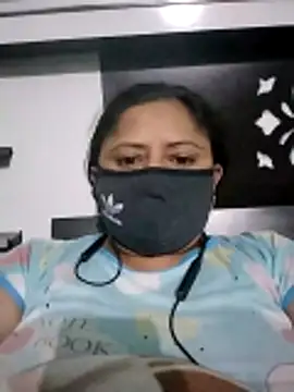 Snapshot of Sexey-Rani chatting on October 24, 2025, 4:50 pm Sexey-Rani online show from October 24, 2025, 4:50 pm