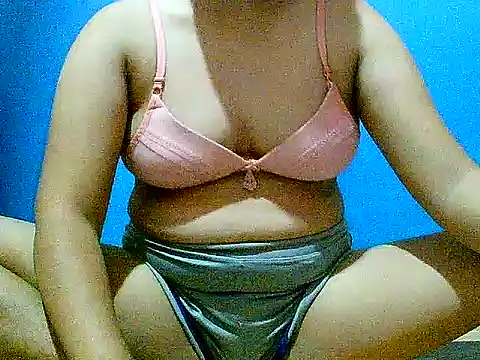 Snapshot of hotmom_pinay chatting on November 9, 2025, 8:40 am hotmom pinay online show from November 9, 2025, 8:40 am