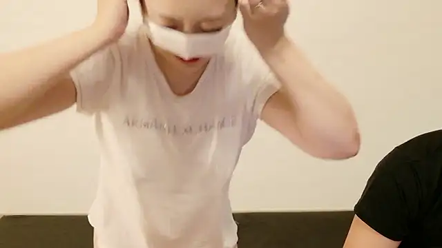 NATSU Therapist online show from October 8, 2025, 11:23 am