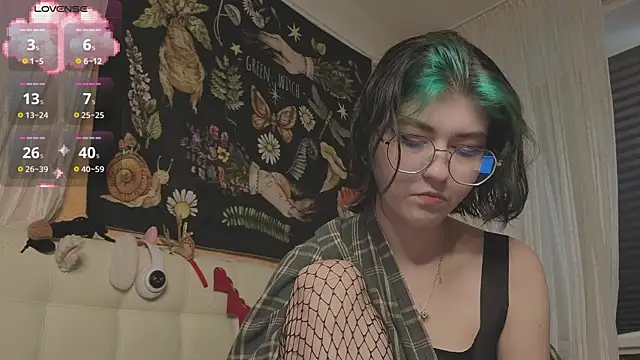 Snapshot of Miko_Meow chatting on October 11, 2025, 12:50 pm Miko Meow online show from October 11, 2025, 12:50 pm