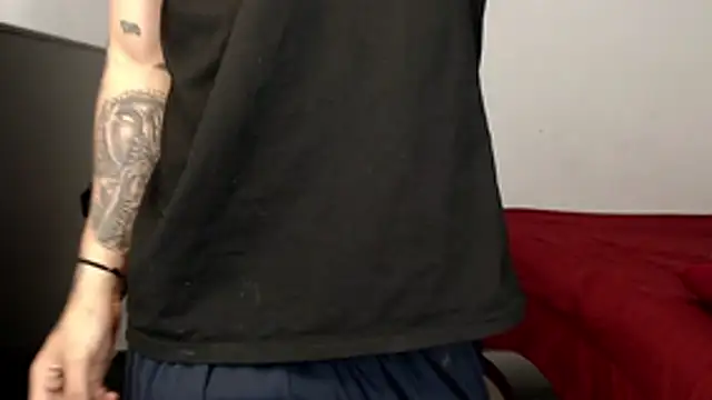 Alex mojica online show from February 24, 2026, 6:14 am