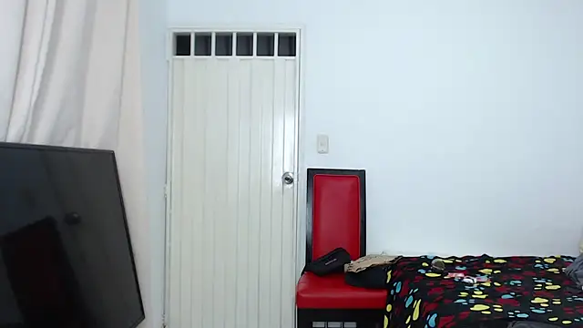 Alex mojica online show from September 21, 2025, 5:45 am