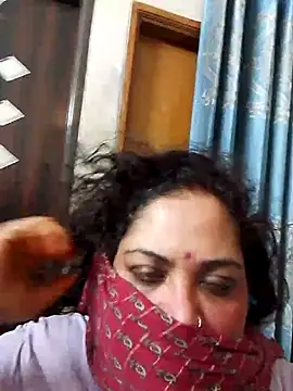 Snapshot of nila-aktar chatting on July 21, 2026, 6:31 pm nila-aktar online show from July 21, 2026, 6:31 pm