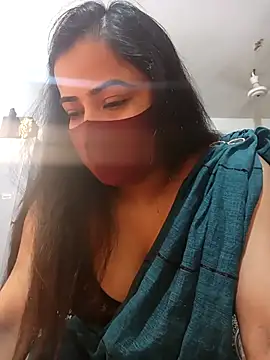 Snapshot of Natasa-4455 chatting on March 22, 2026, 8:21 pm Natasa-4455 online show from March 22, 2026, 8:21 pm