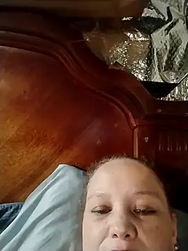 kellyjean0217 online show from October 18, 2025, 3:36 pm