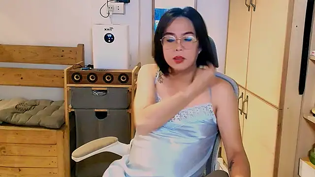 moriliciousxxx online show from October 31, 2025, 11:22 pm