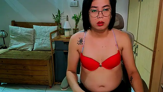 moriliciousxxx online show from May 25, 2026, 12:21 am