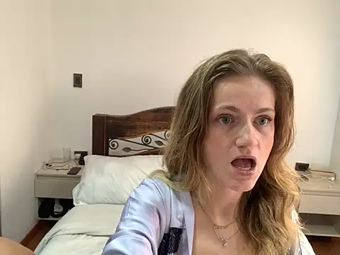 andyzuzka online show from October 11, 2025, 1:56 pm