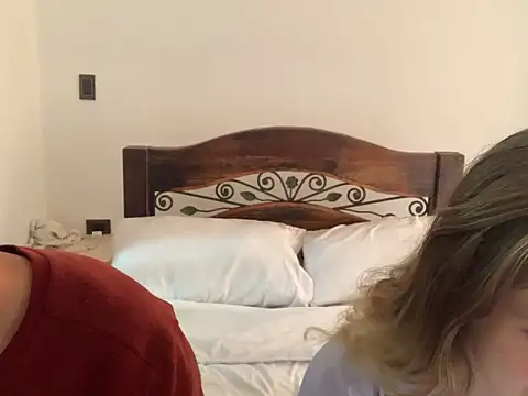 andyzuzka online show from October 10, 2025, 1:34 pm