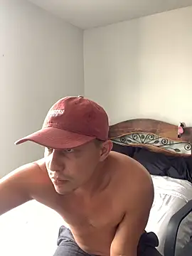 Snapshot of andyzuzka chatting on February 11, 2026, 3:01 pm andyzuzka online show from February 11, 2026, 3:01 pm