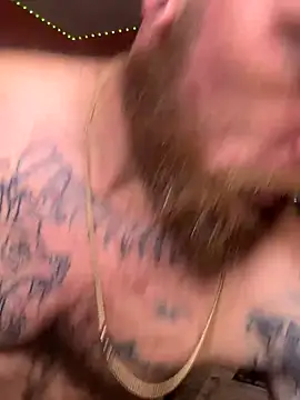 bearcub300 online show from October 2, 2025, 5:55 am