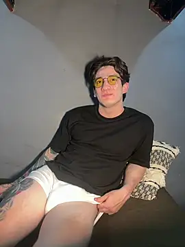 AteneoJr online show from March 15, 2026, 1:01 am