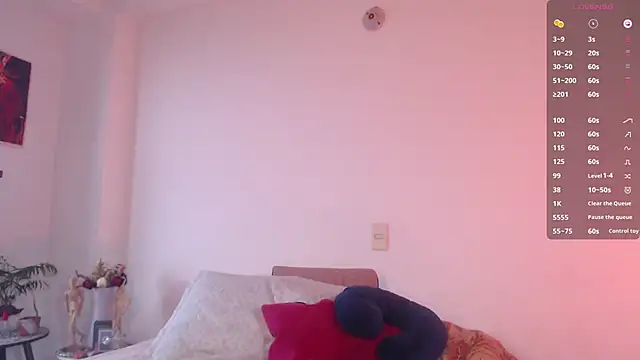 Theevae online show from February 22, 2026, 8:43 pm