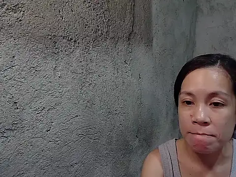 janelovely18 online show from May 18, 2026, 1:38 pm