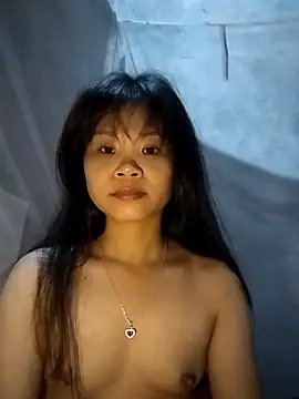 Snapshot of LinhNa999 chatting on November 16, 2025, 12:32 pm LinhNa999 online show from November 16, 2025, 12:32 pm