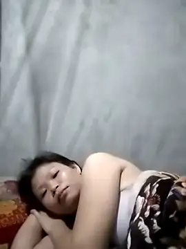 Snapshot of LinhNa999 chatting on November 11, 2025, 2:17 am LinhNa999 online show from November 11, 2025, 2:17 am