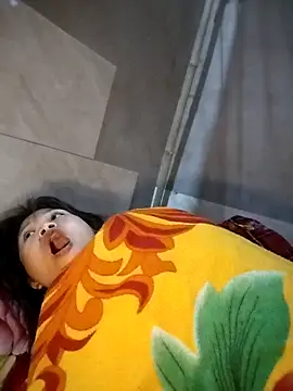 Snapshot of LinhNa999 chatting on November 29, 2025, 2:12 am LinhNa999 online show from November 29, 2025, 2:12 am