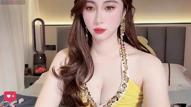 wuyueaini online show from March 21, 2026, 6:14 am