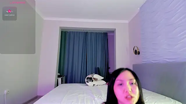 Snapshot of kawai_mai chatting on October 15, 2025, 3:09 pm kawai mai online show from October 15, 2025, 3:09 pm