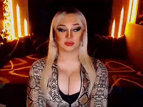 Snapshot of Icella chatting on January 17, 2026, 6:11 pm Icella online show from January 17, 2026, 6:11 pm