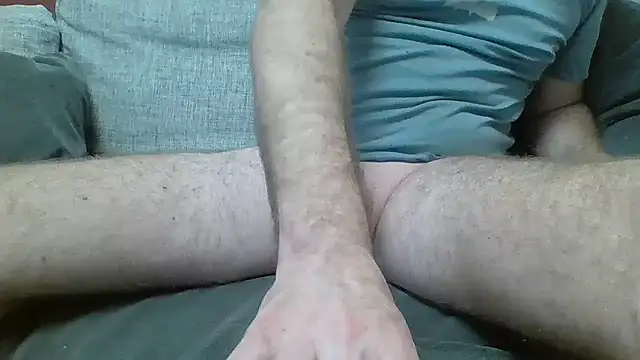 flo0083 online show from April 2, 2026, 2:57 pm