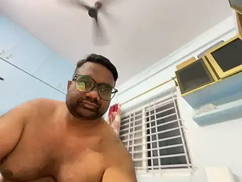 Snapshot of snickersnee chatting on October 11, 2025, 4:08 pm snickersnee online show from October 11, 2025, 4:08 pm