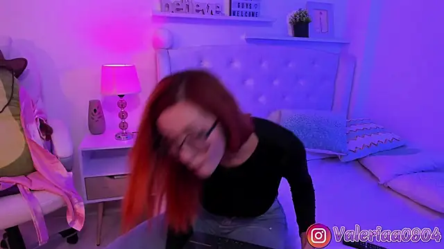 Snapshot of AmeliaRossi_ chatting on September 19, 2025, 6:06 am AmeliaRossi  online show from September 19, 2025, 6:06 am