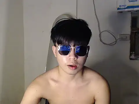 koreanhottie online show from October 30, 2025, 8:39 pm