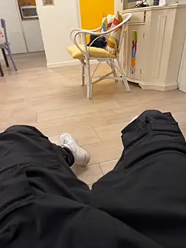 Manu97k online show from November 1, 2025, 9:41 pm