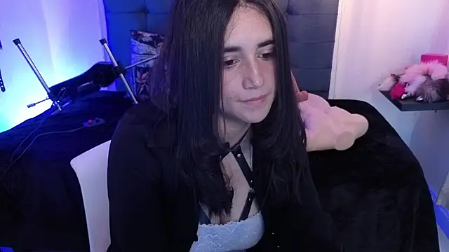 elowen halley1 online show from September 10, 2025, 6:18 pm