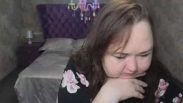 Eloisa Eliot online show from November 26, 2025, 1:11 pm