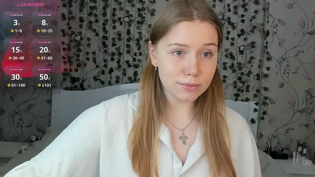  influensii  online show from December 1, 2025, 5:30 am