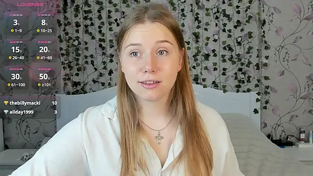  influensii  online show from November 4, 2025, 5:33 am