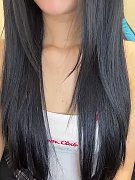 Dolly282 online show from April 8, 2026, 9:38 pm