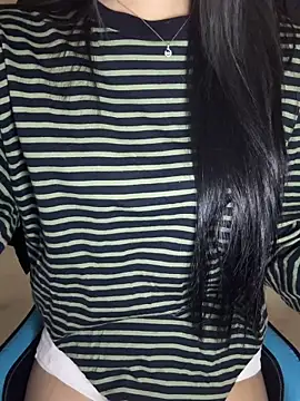 Dolly282 online show from April 15, 2026, 1:00 am