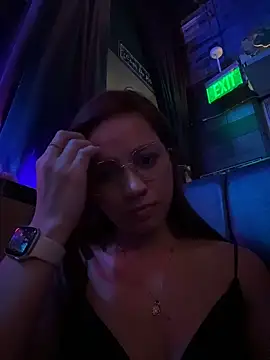 Mrs MrLove online show from February 2, 2026, 4:00 am