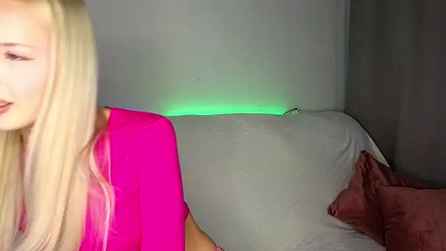 Snapshot of _Cutiefull_Lion_ chatting on May 5, 2026, 4:48 am Cutiefull Lion online show from May 5, 2026, 4:48 am