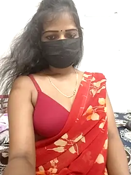 Snapshot of Misss-julli chatting on September 12, 2025, 5:45 pm Misss-julli online show from September 12, 2025, 5:45 pm