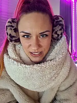 Snapshot of SlimBellaa chatting on January 15, 2026, 4:32 pm SlimBellaa online show from January 15, 2026, 4:32 pm