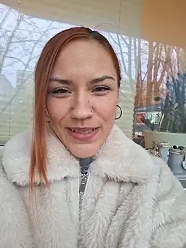 Snapshot of SlimBellaa chatting on February 12, 2026, 3:34 pm SlimBellaa online show from February 12, 2026, 3:34 pm