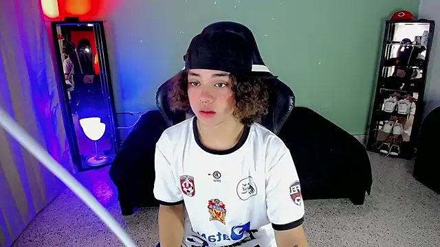 Snapshot of Stein_ chatting on November 27, 2025, 12:49 pm Stein online show from November 27, 2025, 12:49 pm