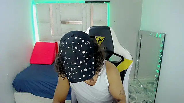 Snapshot of Stein_ chatting on December 1, 2025, 9:15 pm Stein online show from December 1, 2025, 9:15 pm