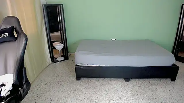 Snapshot of Stein_ chatting on October 4, 2025, 1:56 pm Stein online show from October 4, 2025, 1:56 pm